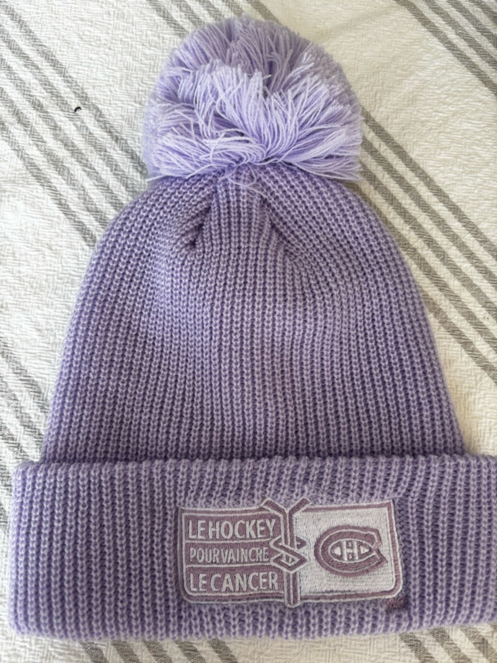 HABS Lavender Beanie - Le Hockey Pour Vaincre Le Cancer